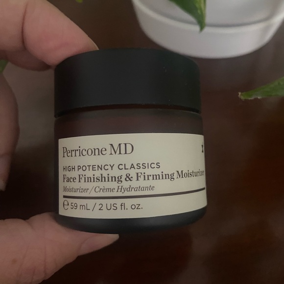 Perricone MD High Potency Face Finishing Moisturizer - Picture 2 of 3